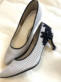 【美品】ルタロン　LE TALON メッシュ　刺繍付きホワイトパンプス