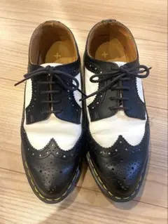 美品 Dr.Martens ウイングチップ 白黒 厚底 28 ドクターマーチン