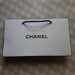 CHANEL ホワイト ショッパー