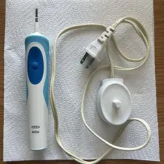 BRAUN Oral-B 電動歯ブラシ 本体 充電器付き　【動作確認済】