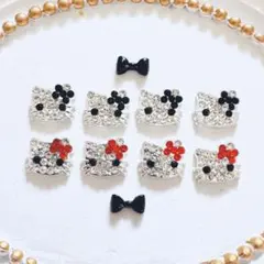 キティちゃんネイルパーツ ハローキティ キラキララインストーン黒赤