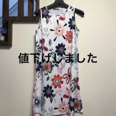 ノースリーブ花柄ワンピース