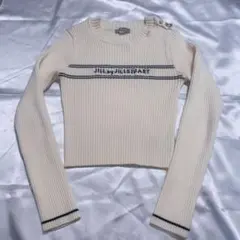 【本日限定値引き】JILL BY JILLSTUART コンパクト配色ロゴニット