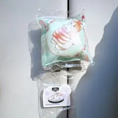 くら寿司　モフサンド　クッションチャーム　ステッカー