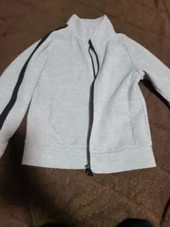 グレー ジッパー付きジャケット UNIQLO 130