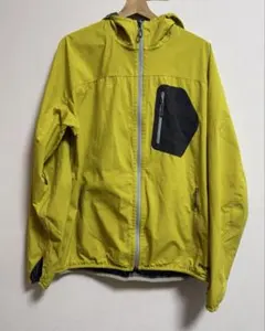 ソフトシェル アウトドアウェア