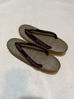 G-1 渋くて主張の少ない下駄