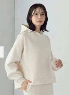 訳ありコムサイズム○タグ付き　ダンボールニット パーカ