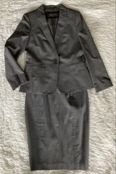 MICHEL KLEIN スーツ　ダークグレー　ビジネス　入社式　参観日など