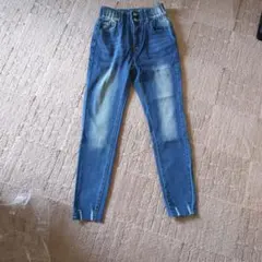 スキニーデニムパンツ ゴムウエスト　Mサイズ