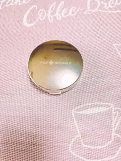 ONLY MINERALS ミネラルプレストファンデーション ライトオークル中古のサムネイル