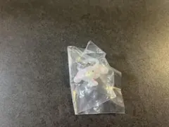 サンリオゆるっとめじるしアクセサリー　しろうさ