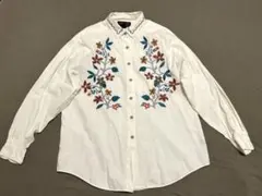 Eddie Bauer 花柄刺繍 長袖シャツ ホワイト Mサイズのサムネイル