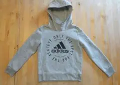 【新品未使用】adidas アディダス キッズ パーカー 140