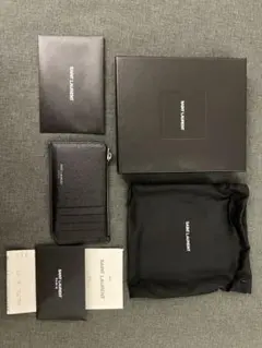 SAINT LAURENT ブラックフラグメントケース