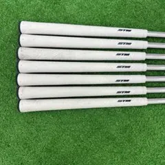 Dynamic Gold S400 Golf Shaft 7 Piece Set