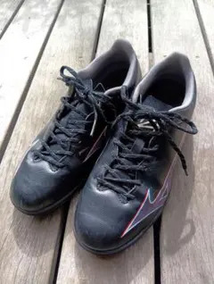 サッカーシューズ　トレーニングシューズ　シューズ　ミズノ　アルファ　25cm