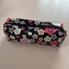 MARY QUANT ポーチ　ペンケース