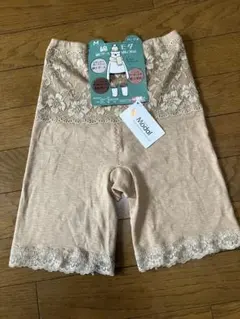 Item thumbnail for item effb6f38-f2d6-4083-8294-40236b7ebf23