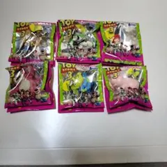 トイ・ストーリー3 ストラップ 6個セット　おまけ付き