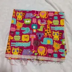 動物柄の綿生地 約100cm×110cm