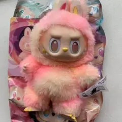 Labubu ラブブ　big into energy LOYALTY