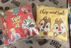 未開封　トイストーリー　チップ　デール　クッション　２個セット