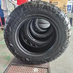 MT2 245/75r16 タイヤホイールセットジムニーシエラノマド引き取り限定