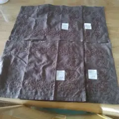 ブラウン刺繍ランチョンマット4枚セット