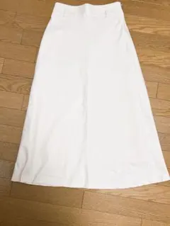 a*i様 アイボリー フレアスカート　ロングスカート