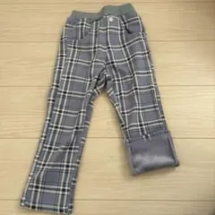 紫色　チェック柄　長ズボン　ロングパンツ　冬　雪遊び