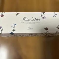 Miss DIOR ローズ　バスボム　10個入りのサムネイル