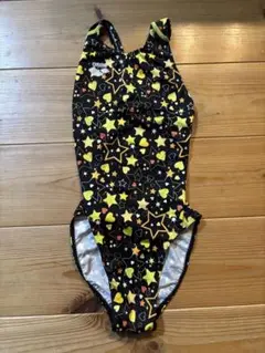 arena finaマーク付き水着　140cm