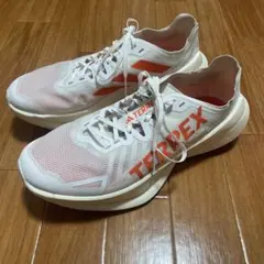 Item thumbnail for item 775e1969-d06e-45d9-a6e8-e6830b3a9022