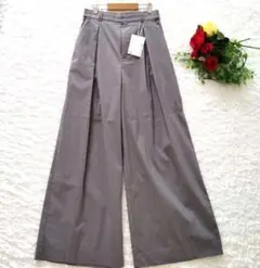 新品タグ付き　LAATO　ワイドパンツ　フリーサイズ　ワイドタックパンツ