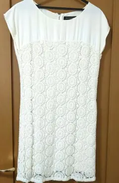 QUEENS COURT 花柄 刺繍ワンピースのサムネイル