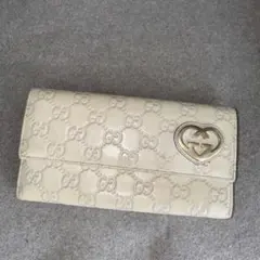 GUCCI アイボリー GGパターン 長財布