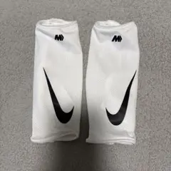 Item thumbnail for item 1001e96a-f5f4-470d-b3e3-38860b067d40