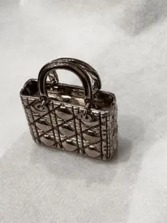 クリスチャンディオール ピルケース レディディオール シルバー アクセサリー