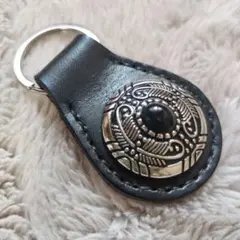 キーホルダー　ハンドメイド　牛革　キーリング