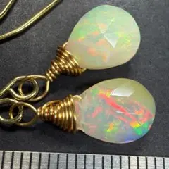 14KGF＊遊色✨美しいエチオピアオパールの可愛いピアスb89