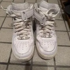 NIKE AIR FORCE 1 MID ホワイト