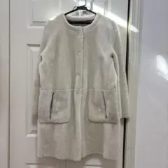 リバーシブルコート　ホワイトファー　ベージュムートンDoCLASSE