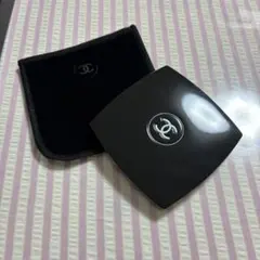 Chanel ブラックミラー ケース付き