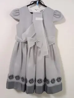 ArtLetterドレス 130cm グレー リボン 花柄刺繍のサムネイル