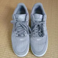中古 Nike Air Force 1 30.5cm グレースニーカー