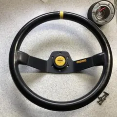 ★張り替え済み★MOMOキャバリーノステアリング★モモナルディJB23ジムニー ☆張り替え済み☆MOMOキャバリーノステアリング☆モモナルディ