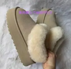 2025年最新】uggスリッパの人気アイテム - メルカリ