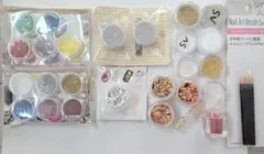 ネイルアートパーツセット ホロ・グリッター・箔・ダストパウダー・アート筆等27点