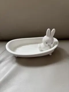 ミッフィー グッズ セット(ブラシ、ソープディッシュ、ミラーなど) 楽天市場】ミッフィー（石けんケース・石けん台｜バス用品